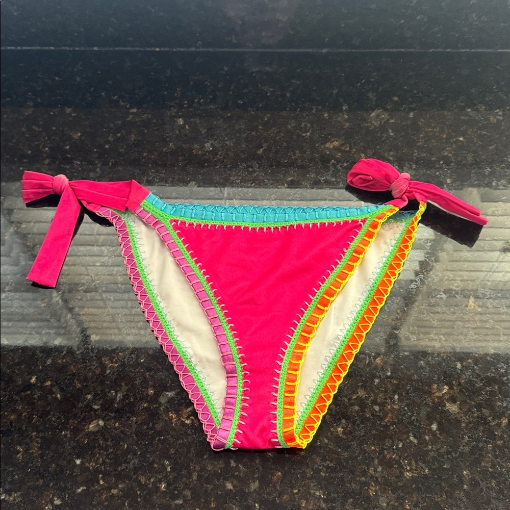 095 PQ Swim Ferrarini Crochet Bikini Bottom -‎ Size: Large - Picture 4 of 7